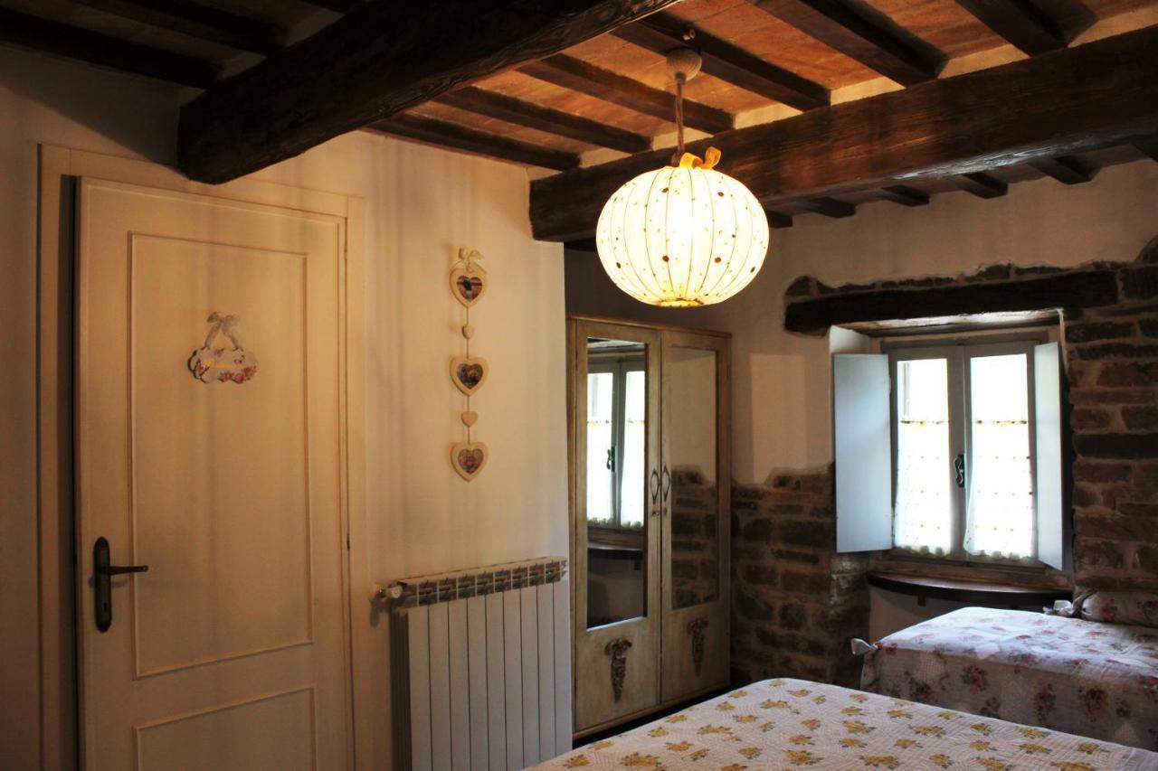 B&B Paradiso Gubbio Buitenkant foto